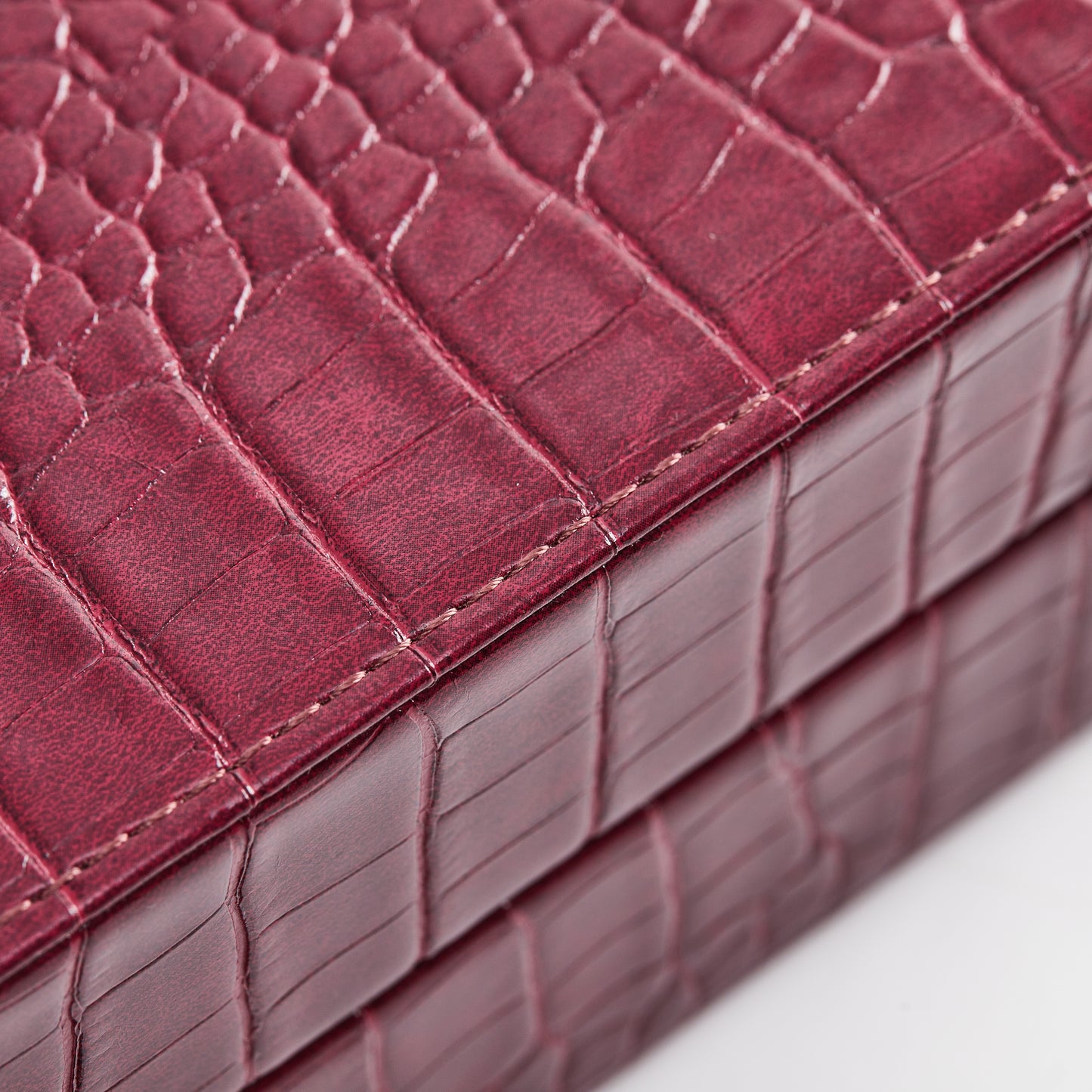 PRE-ORDER: Miami Backgammon Society Crocodile Board — Bordeaux