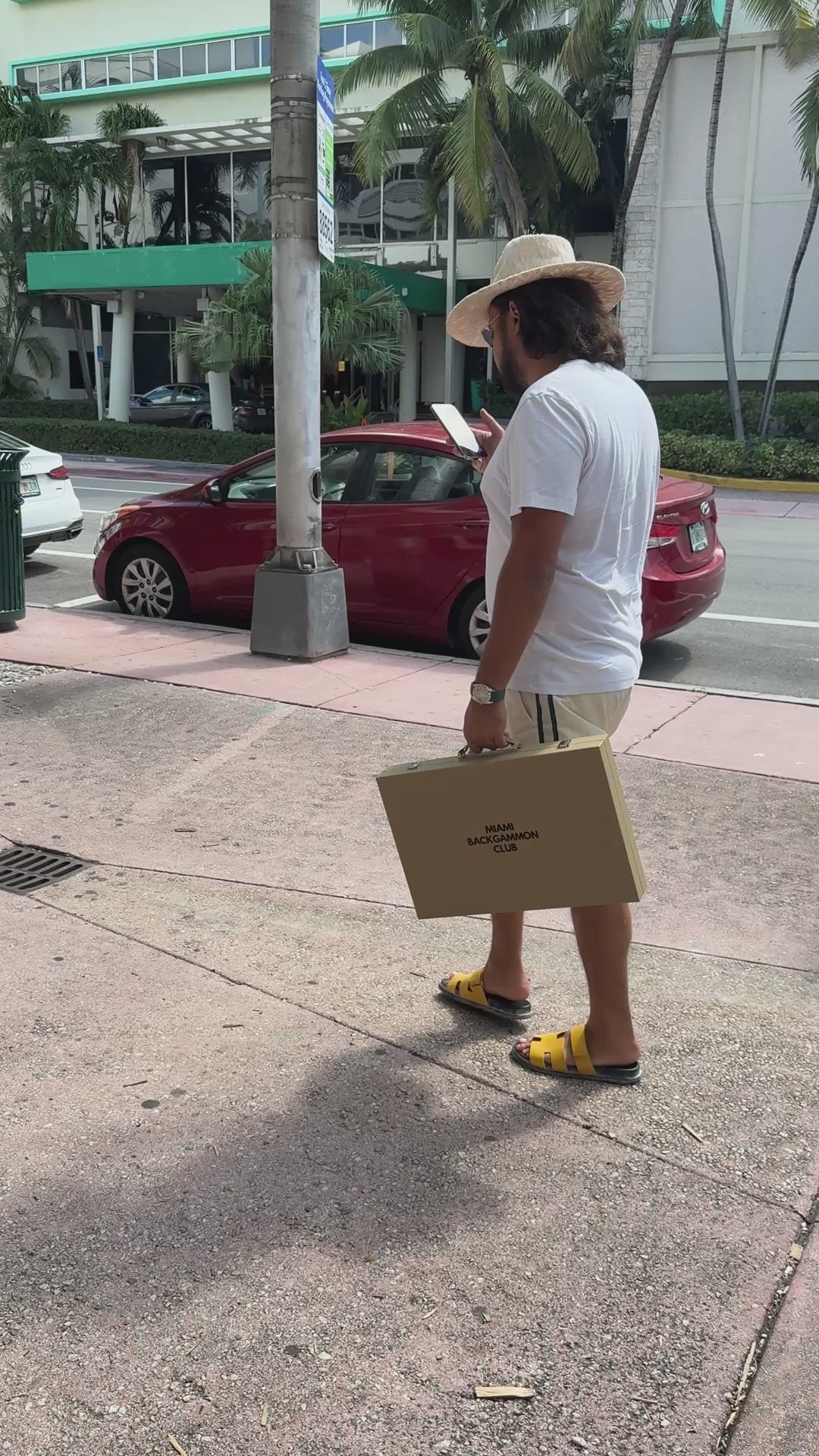 miami backgammon club beige board lifestyle video